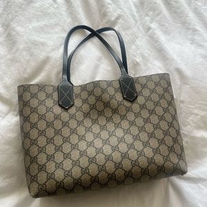 Gucci Calfskin GG Supreme Tote